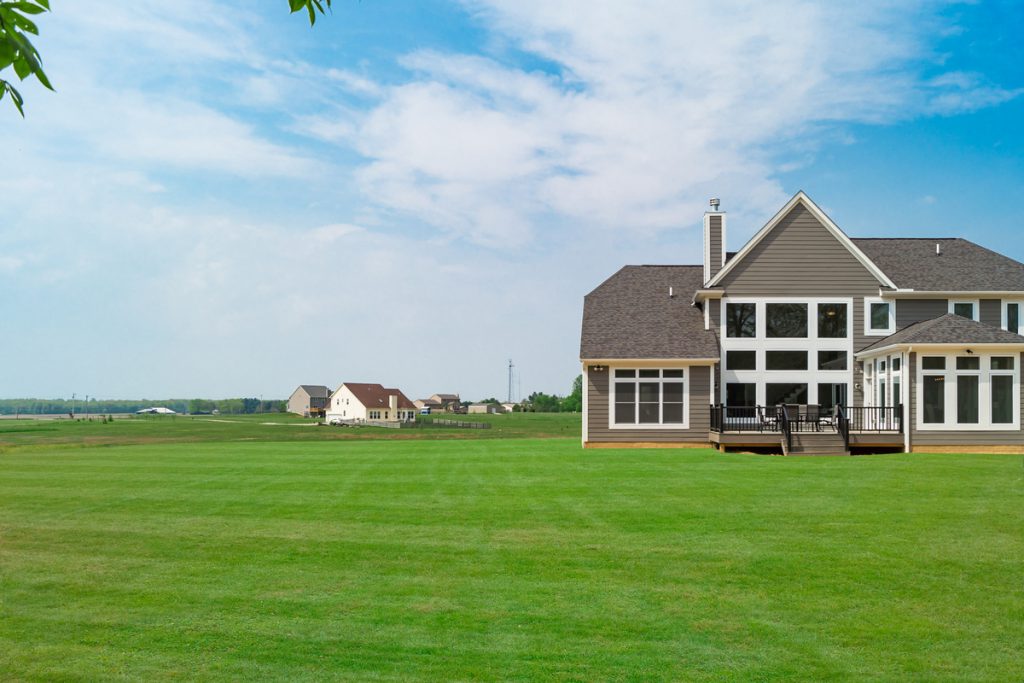 3 Types Of Property To Consider When Looking For Land Diyanni Homes